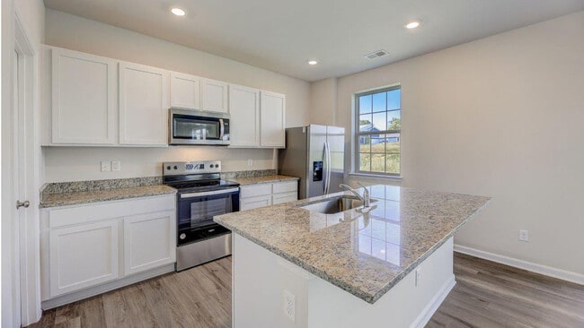 176 Atkinson St unit 36203401, Shenandoah Junction, WV 25442 - photo 6