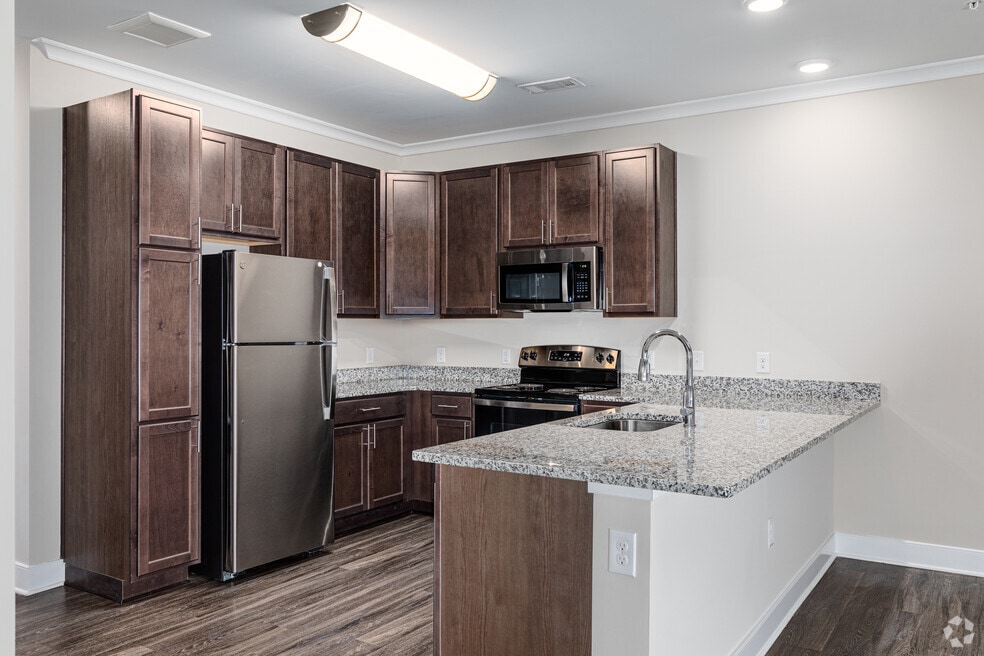 The Residences at Potomac Crest