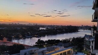 6039 Collins Ave, Miami Beach, FL 33140