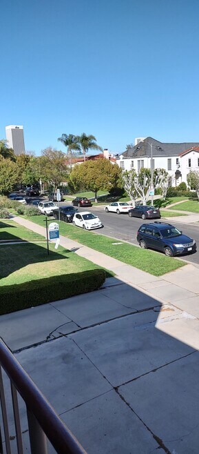 1217 S Orange Grove Ave unit 1, Los Angeles, CA 90019 - photo 1