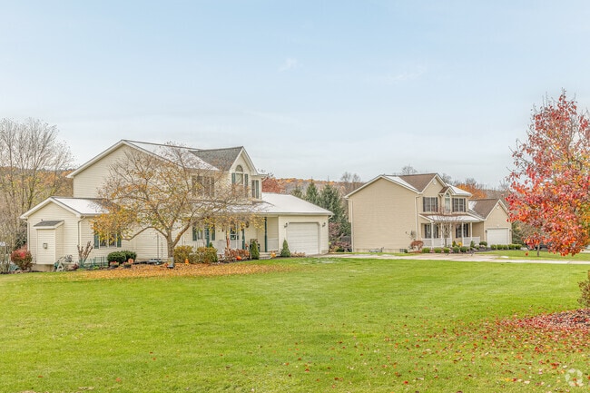 A row of new split homes in Hickory Meadows in Boston, NY.