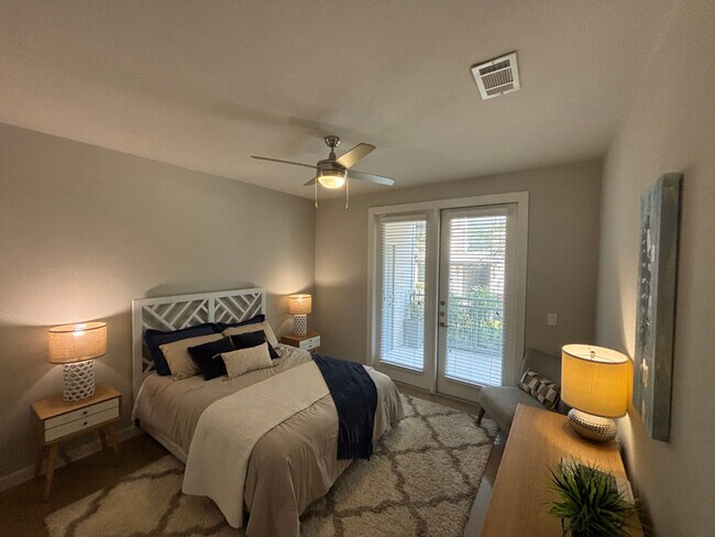 4300 Cromwell Dr unit b2, Kyle, TX 78640 - photo 6