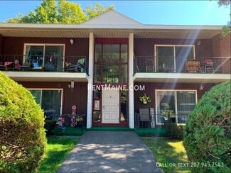 33 Longrale Park, Bangor, ME 04401