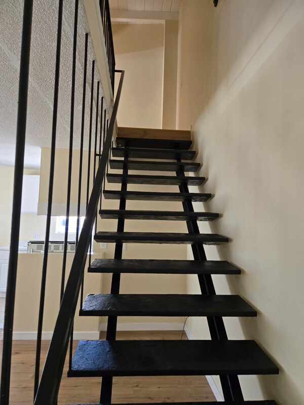 7907 Brimfield Ave unit 11, Los Angeles, CA 91402 - photo 7