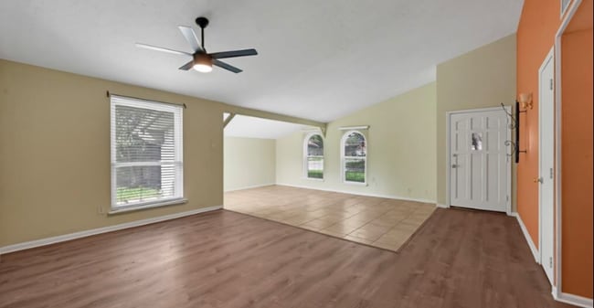 2239 Fairgreen Dr, Missouri City, TX 77489 - photo 3