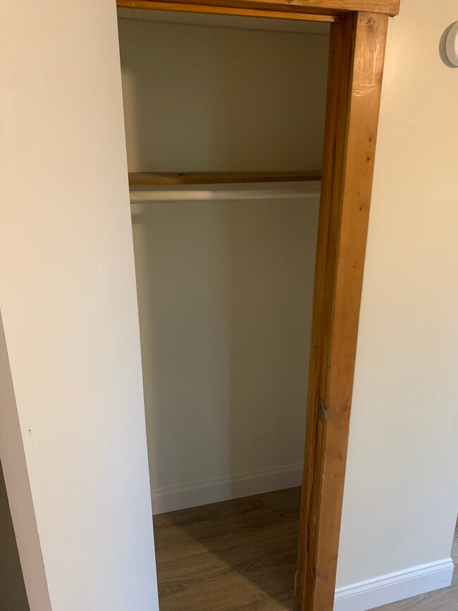 8 Dobbs St unit A, Morgantown, WV 26501 - photo 2