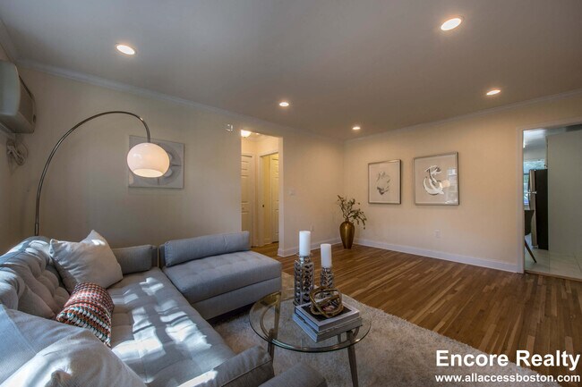 70 St Paul St unit 54-1, Brookline, MA 02446 - photo 3