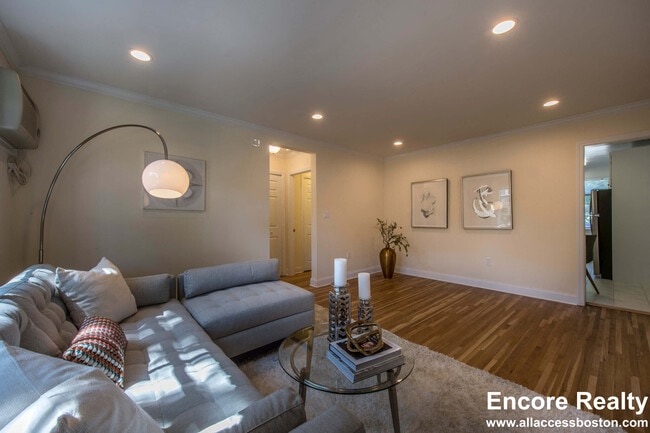 70 St Paul St unit 86-3, Brookline, MA 02446 - photo 3