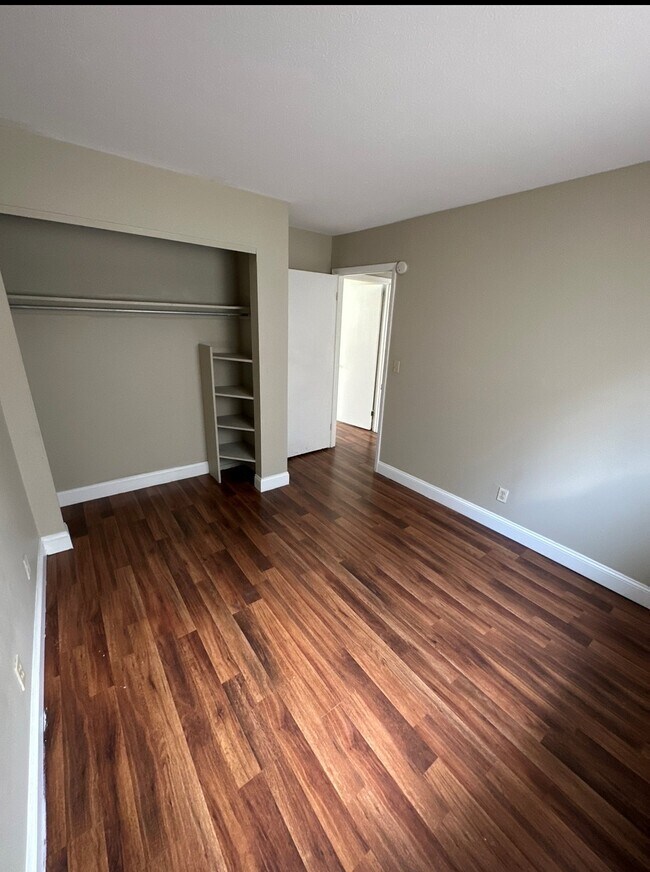 1750-1760 Cleneay Ave, Cincinnati, OH 45212 - photo 5