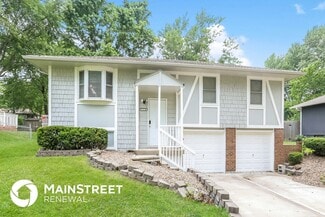314 SE Crescent St, Lee's Summit, MO 64063