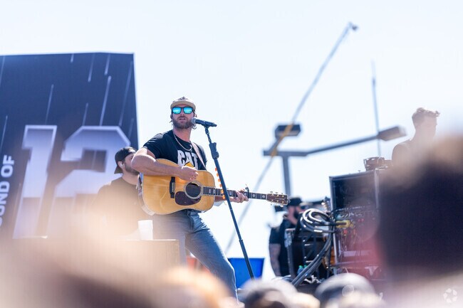 With much to offer, Harbor House has something for everyone in an amazing location.