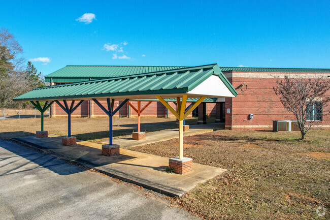 George E. Washington Elementary School is a safe learning environment for your young students.