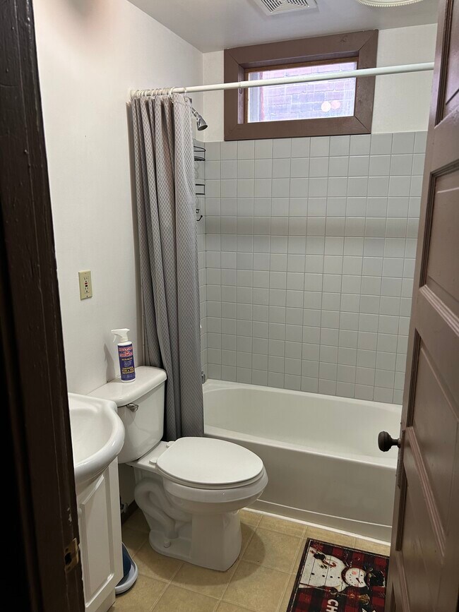 4545 Oakland Ave, Saint Louis, MO 63110 - photo 7