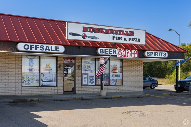 Oak Hills residents enjoy getting together to watch football games at Huskerville Pub & Pizza.