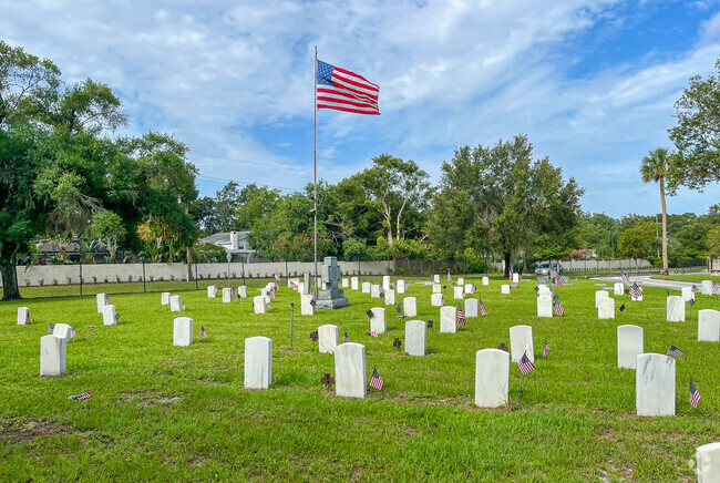 Greenwood Cemetery Is A Historic Cemetery Located In Lake Como.