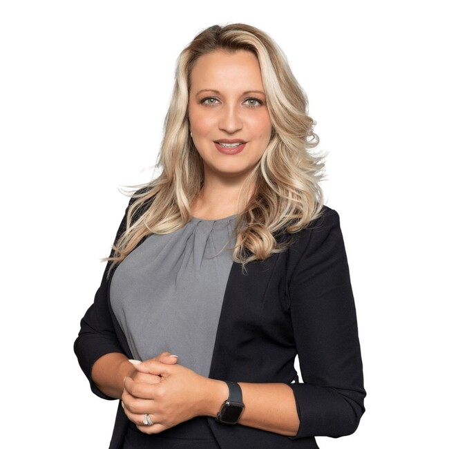 Agent Photo