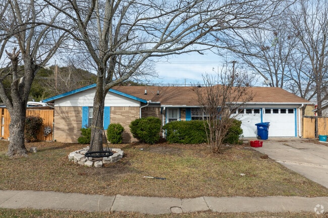 Well shaded yards are a popular site with Copperas Cove homes.