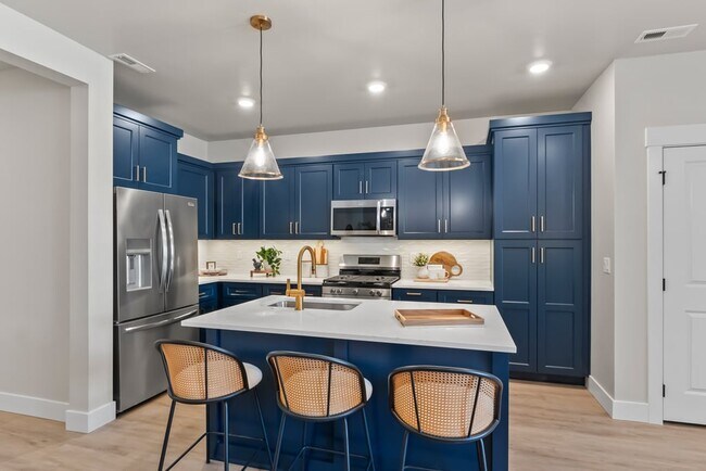 160 S Koyukuk Ave, Star, ID 83669 - photo 7