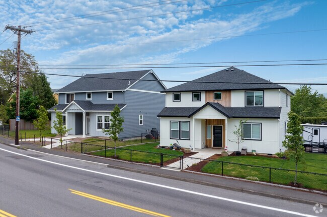 Explore newly built homes in Powell Valley with modern designs and energy-efficient features.