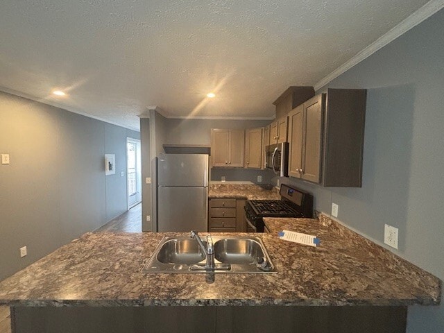 57 3rd St, Dearborn Heights, MI 48127 - photo 2