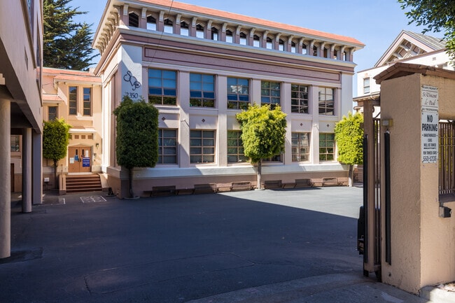 Saint Vincent de Paul emphasizes innovation, experience, and courage to its students.