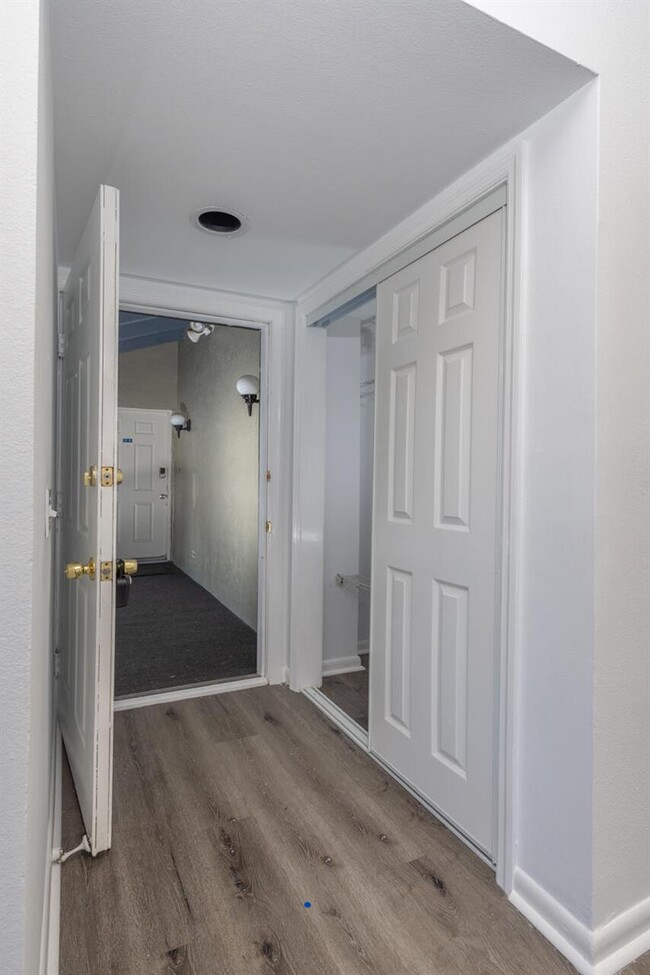 7530 NW 175th St Unit 2, Hialeah, FL 33015