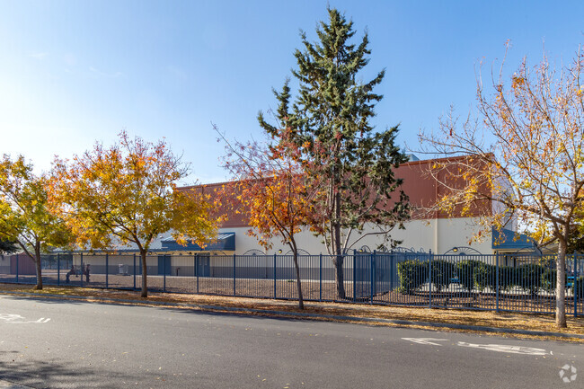 Monroe Middle School offers plenty of fun after school activities in San Jose.