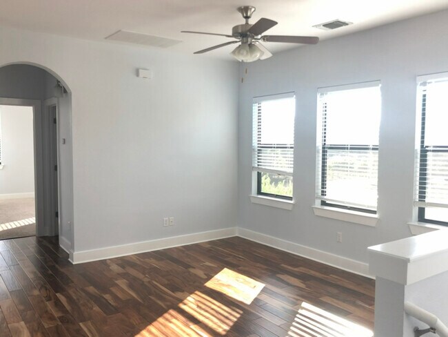 1501 Lorraine Loop, Austin, TX 78758 - photo 7