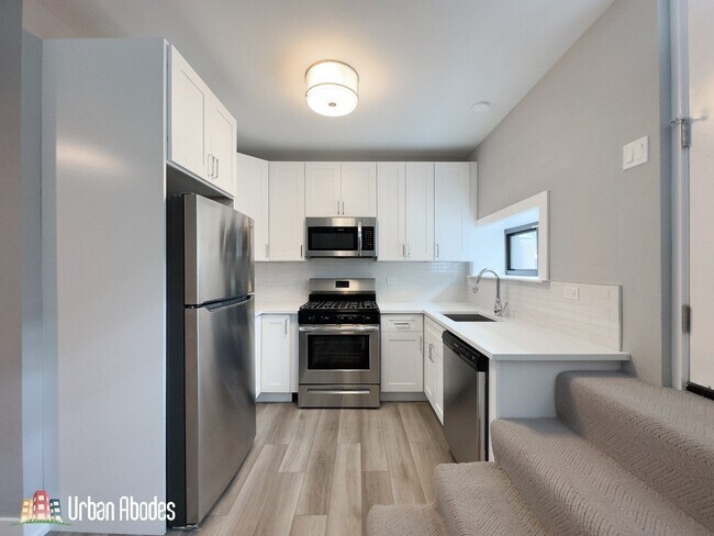 3941 N Janssen Ave unit A04C, Chicago, IL 60613 - photo 2