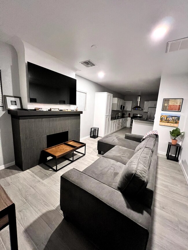 3029 E Missouri Ave, El Paso, TX 79903