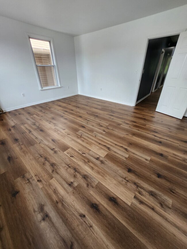 312 N Irving Ave, Scranton, PA 18510 - photo 3