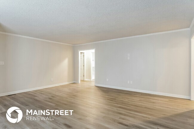 11607 Brown Cir, Woodstock, AL 35188 - photo 6