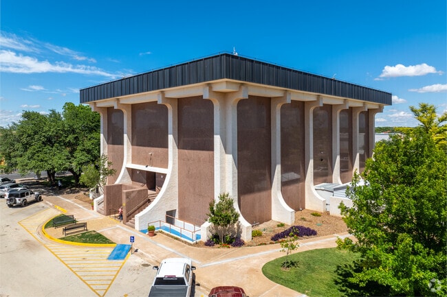 Snyder boasts a unique courthouse in its center.