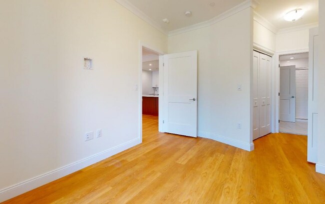 201 Sherman Rd unit 810, Brookline, MA 02467 - photo 6