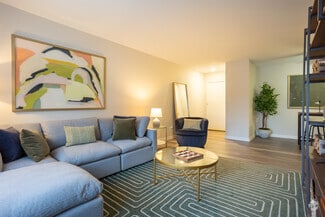 500 Fulton St E, Grand Rapids, MI 49503