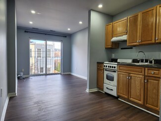329 Elm St NW Unit 2, Washington, DC 20001