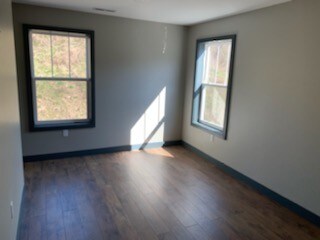 324 Scotts Run Rd unit 101, Maidsville, WV 26541 - photo 7