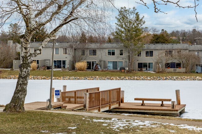 Many of the condos at Geddes Lake are built encircling the neighborhood's namesake lake.