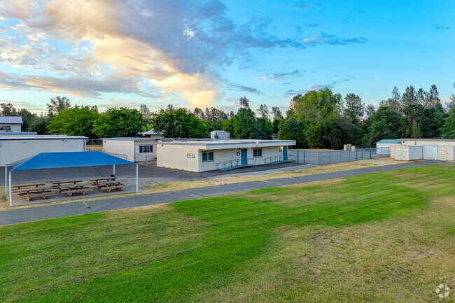 Mobile rooms allow Bukeye School Of The Arts to allow for new students and classes.