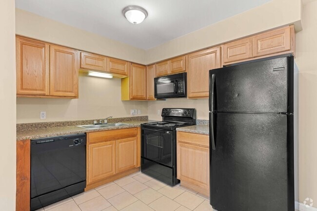 2BR, 1.5 - 960SF Townhouse