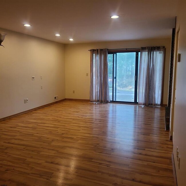 78 Cheshire Dr, Galloway, NJ 08205 - photo 5