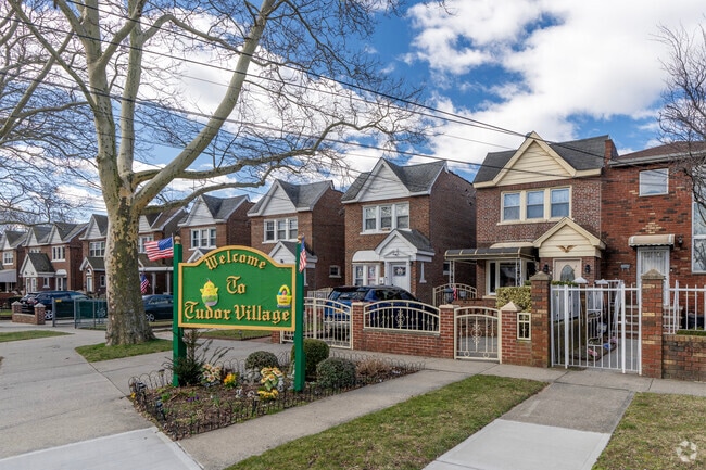 Detached and semi-detached row homes are the norm in Ozone Park.