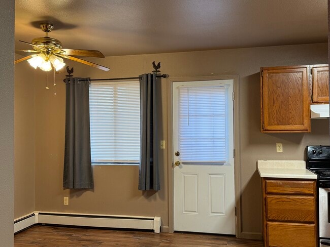 3407 34th Ave, Greeley, CO 80634 - photo 4