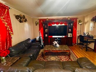 2668 Kalihi St, Honolulu, HI 96819