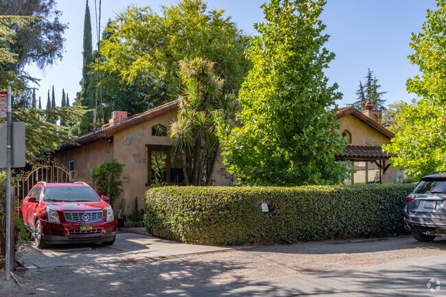 Spanish-style homes often feature red-tile roofs and arched doorways in Mountain View West.