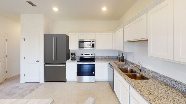 53312 Gerry Ct unit 36491811, Saint Cloud, FL 34771 - photo 3