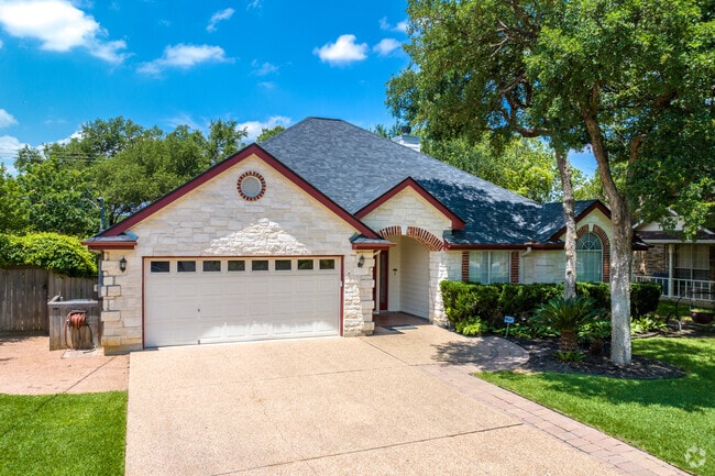 Single-story home in the Lakeside at Lake Georgetown neighborhood.