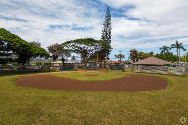 Heeia Elementary offers a vibrant arts program and sports opportunities.