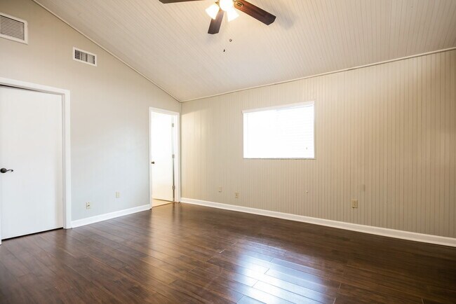 1314 SE 16th St, Cape Coral, FL 33990 - photo 7