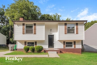 7947 Monfreya Ct, Charlotte, NC 28212
